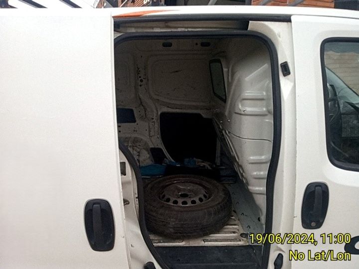 Photo 2 VIN: ZFA22500006836031 - FIAT FIORINO 