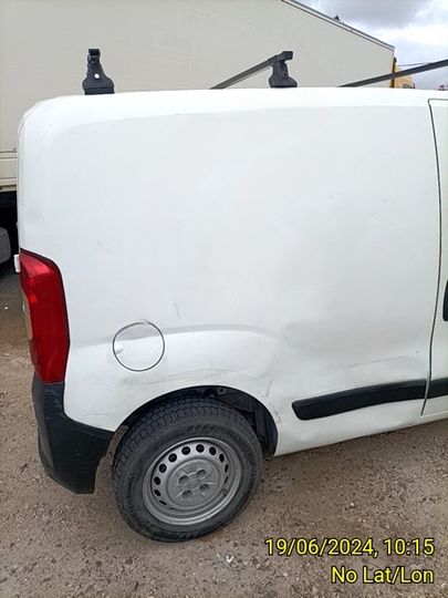 Photo 15 VIN: ZFA22500006A67223 - FIAT FIORINO 