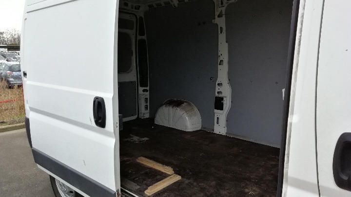 Photo 25 VIN: ZFA25000001889909 - FIAT DUCATO PANEL VAN 