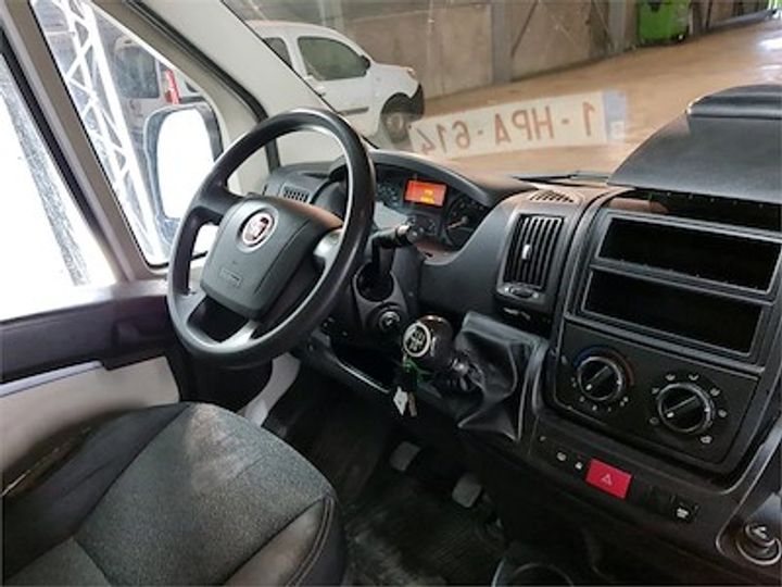 Photo 8 VIN: ZFA25000002669812 - FIAT DUCATO 35 FOURGON MWB HR DSL - 2014 