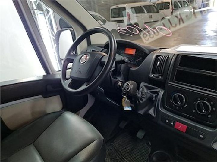 Photo 8 VIN: ZFA25000002772706 - FIAT DUCATO 35 FOURGON MWB HR DSL - 2014 