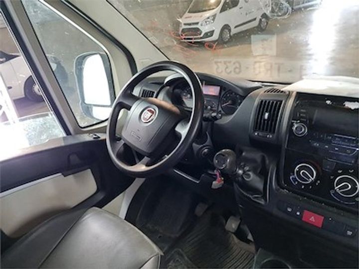 Photo 8 VIN: ZFA25000002G05719 - FIAT DUCATO 35 FOURGON LWB DSL - 2014 