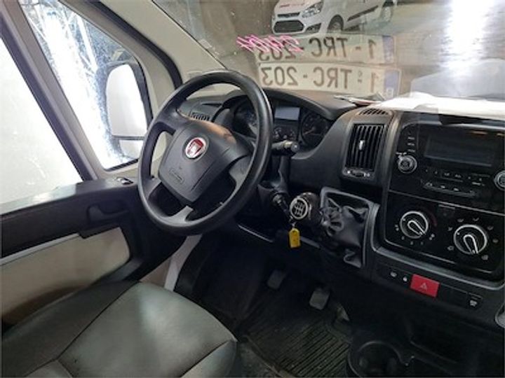 Photo 8 VIN: ZFA25000002G20711 - FIAT DUCATO 35 FOURGON LWB DSL - 2014 