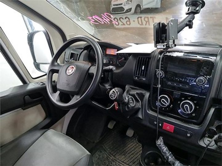 Photo 8 VIN: ZFA25000002G22449 - FIAT DUCATO 35 FOURGON LWB DSL - 2014 