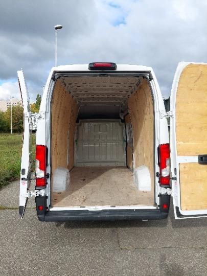 Photo 5 VIN: ZFA25000002U75572 - FIAT DUCATO PANEL VAN 