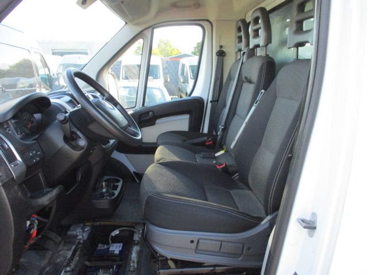 Photo 5 VIN: ZFA25000002X29806 - FIAT DUCATO CHASSIS SINGLE CAB 