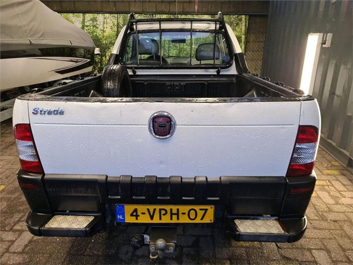 Photo 16 VIN: ZFA27800007398878 - FIAT STRADA PICK-UP 