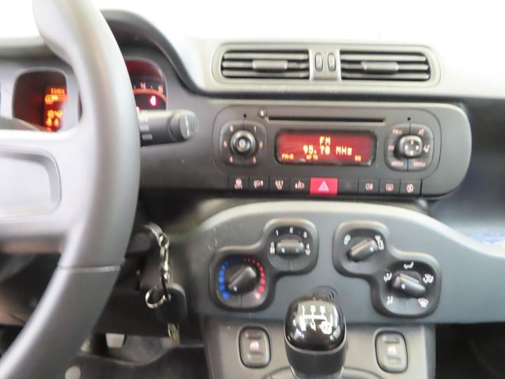 Photo 19 VIN: ZFA31200003A79790 - FIAT PANDA 