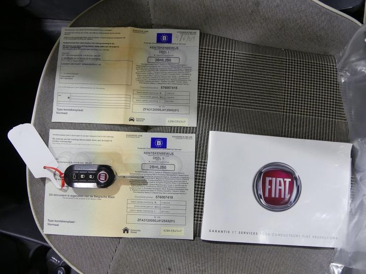 Photo 12 VIN: ZFA3120000J412543 - FIAT 500 