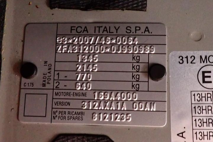 Photo 32 VIN: ZFA3120000J990989 - FIAT 500 