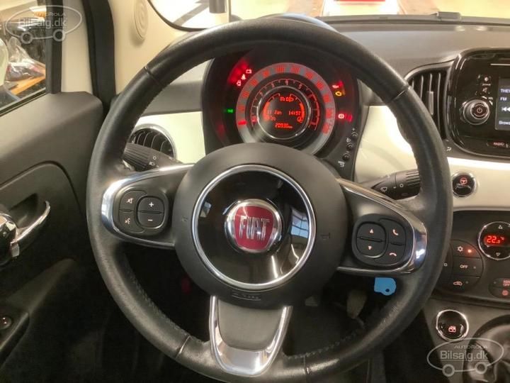 Photo 10 VIN: ZFA3120000JA77602 - FIAT 500 HATCHBACK 