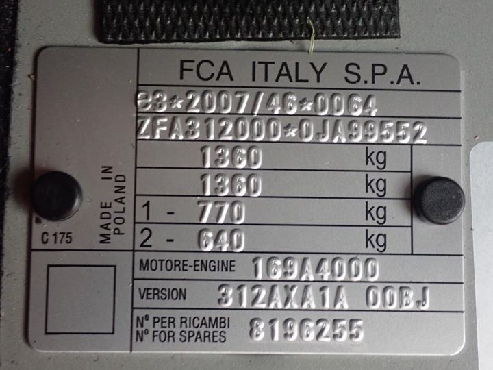 Photo 11 VIN: ZFA3120000JA99552 - FIAT 500 