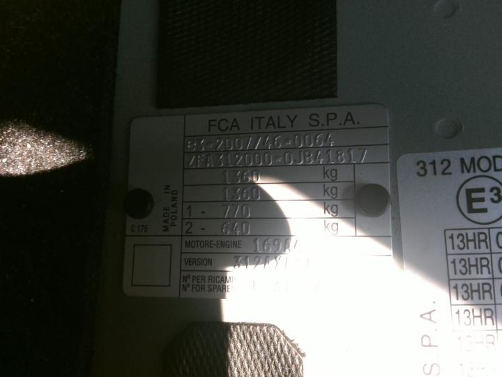 Photo 11 VIN: ZFA3120000JB41817 - FIAT 500 