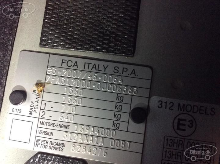 Photo 2 VIN: ZFA3120000JC06383 - FIAT 500 HATCHBACK 