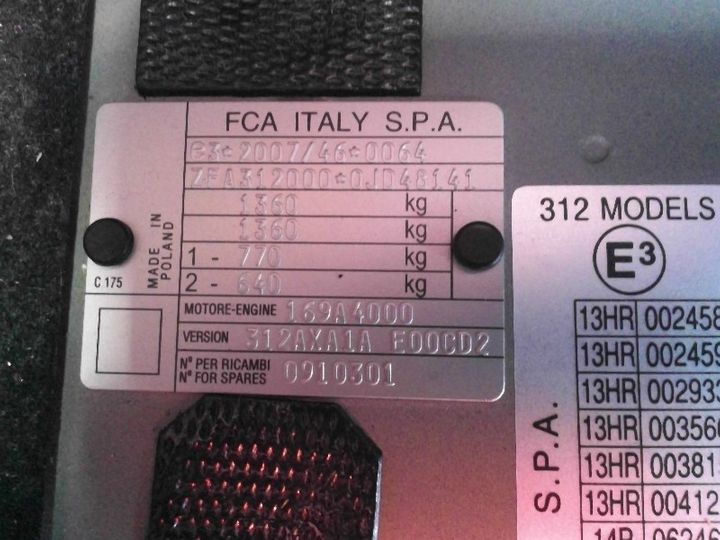 Photo 9 VIN: ZFA3120000JD48141 - FIAT 500 