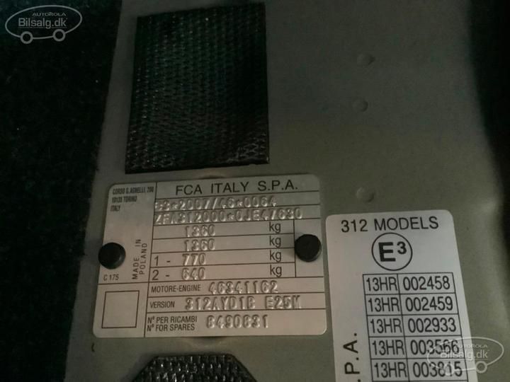 Photo 2 VIN: ZFA3120000JE47630 - FIAT 500 C 