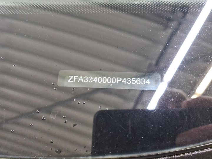 Photo 8 VIN: ZFA3340000P435634 - FIAT 500X 