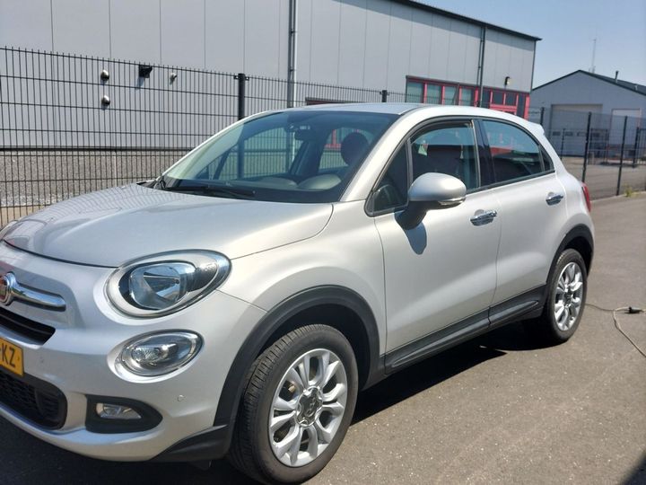 Photo 1 VIN: ZFA3340000P454304 - FIAT 500 X 