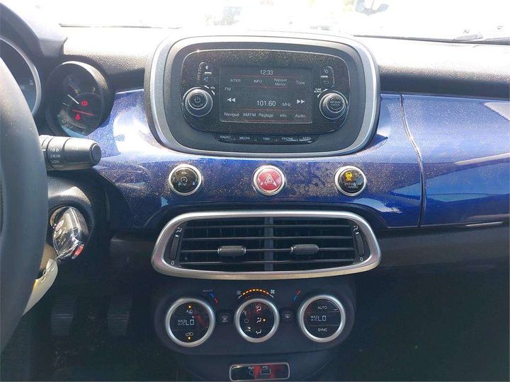 Photo 11 VIN: ZFA3340000P484567 - FIAT 500X 