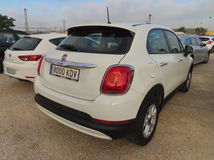 Photo 2 VIN: ZFA3340000P614917 - FIAT 500X 