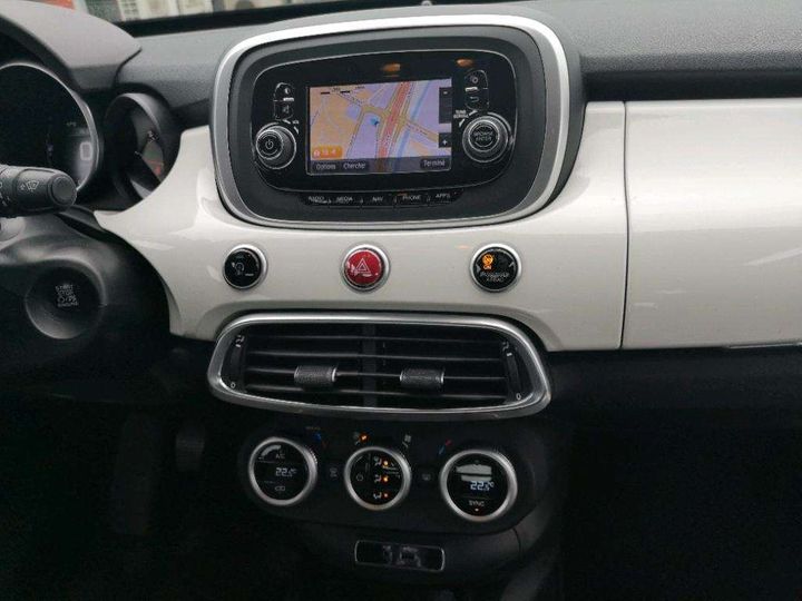 Photo 11 VIN: ZFA3340000P616974 - FIAT 500X 