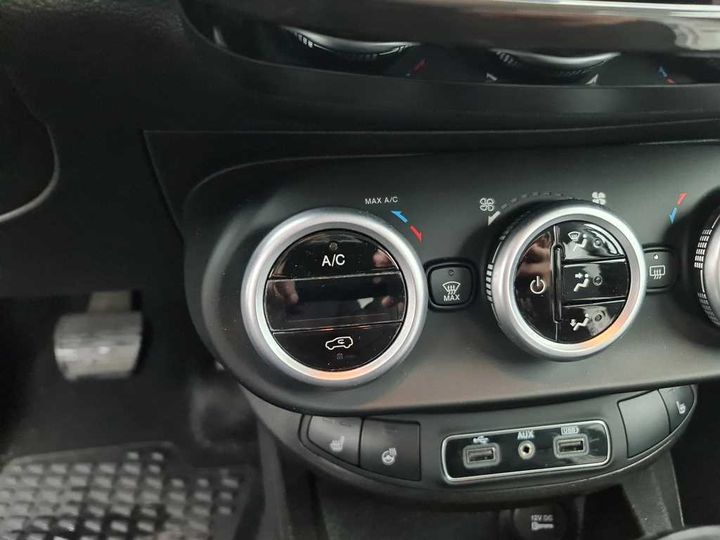 Photo 29 VIN: ZFA3340000P654597 - FIAT 500X &#3914 