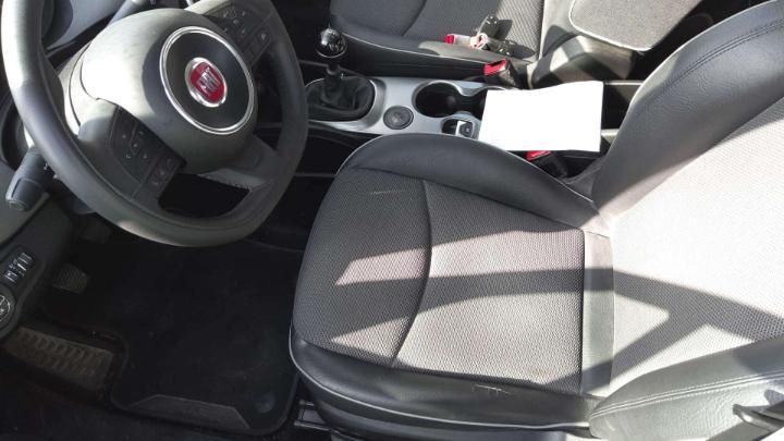 Photo 10 VIN: ZFA3340000P657920 - FIAT 500X 