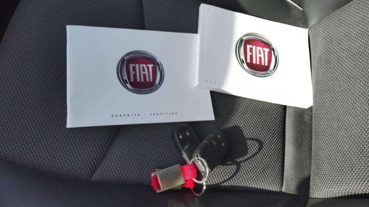 Photo 8 VIN: ZFA3340000P657920 - FIAT 500X 