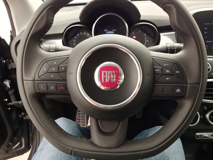 Photo 29 VIN: ZFA3340000P679450 - FIAT 500X '14 