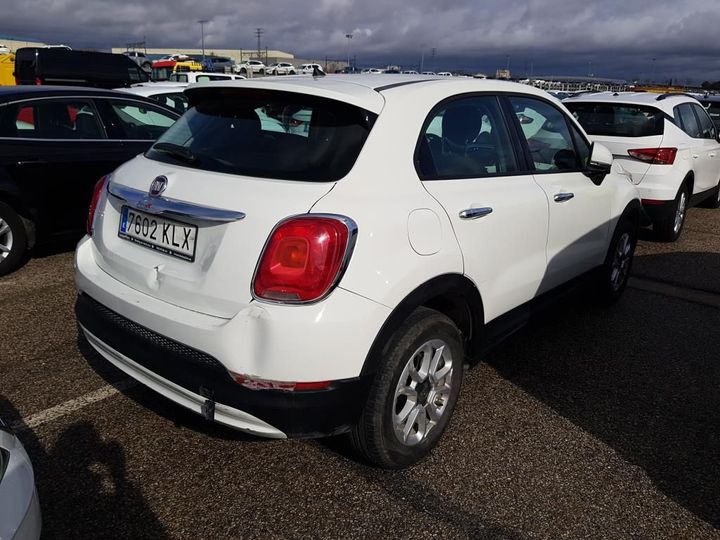 Photo 2 VIN: ZFA3340000P680931 - FIAT 500X 