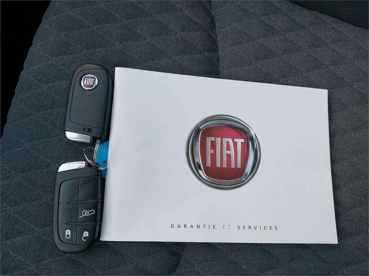 Photo 6 VIN: ZFA3340000P752354 - FIAT 500X 