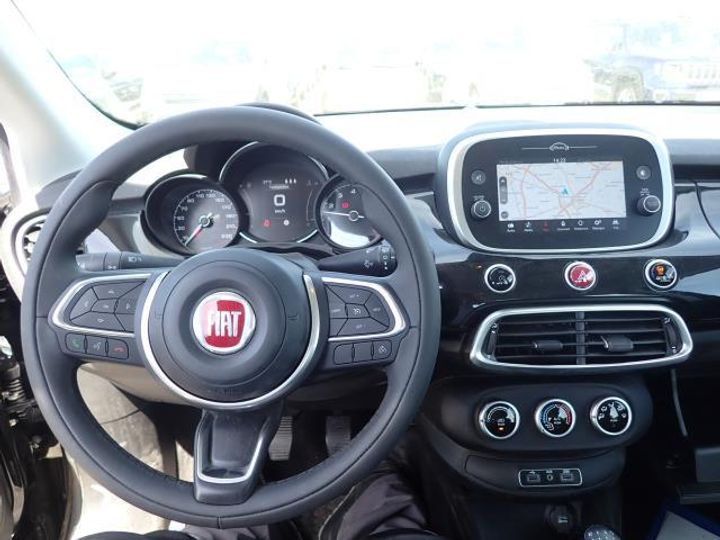 Photo 4 VIN: ZFA3340000P815675 - FIAT 500X 