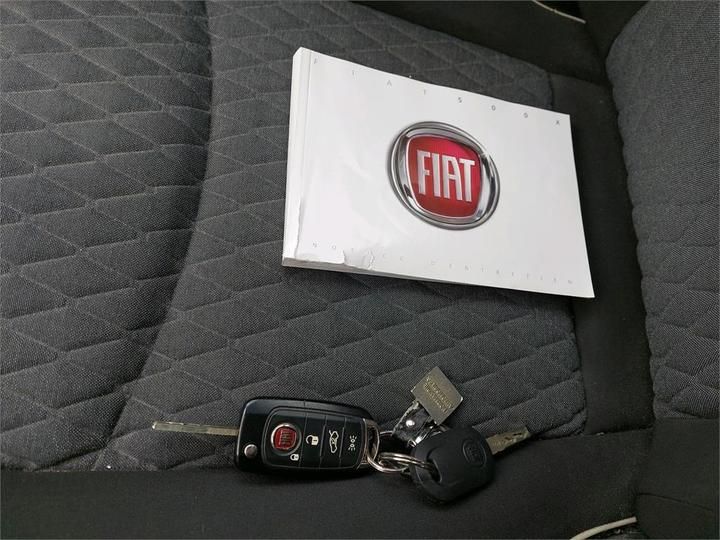 Photo 13 VIN: ZFA3340000P817426 - FIAT 500X 