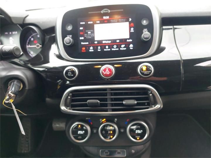 Photo 9 VIN: ZFA3340000P837926 - FIAT 500X 