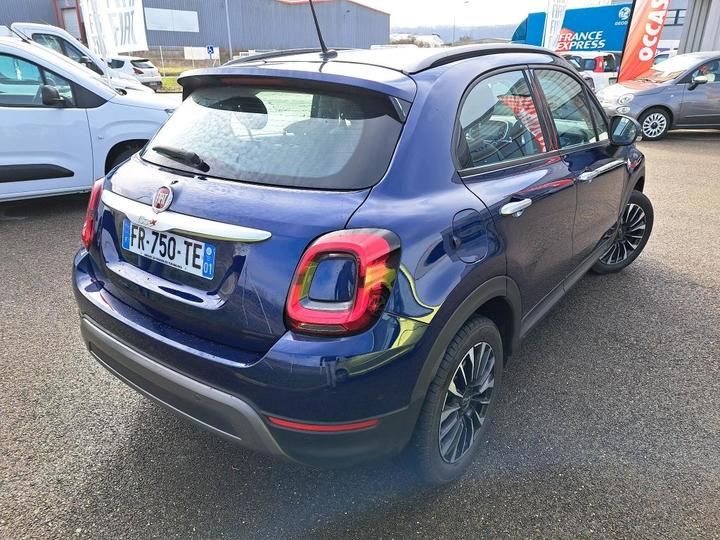 Photo 2 VIN: ZFA3340000P872197 - 44 FIAT 500X 