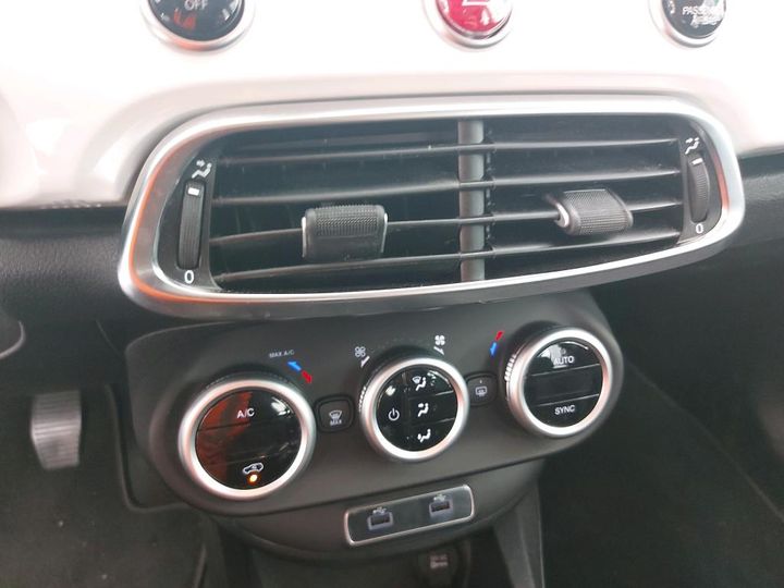 Photo 5 VIN: ZFA3340000P876481 - FIAT 500X 