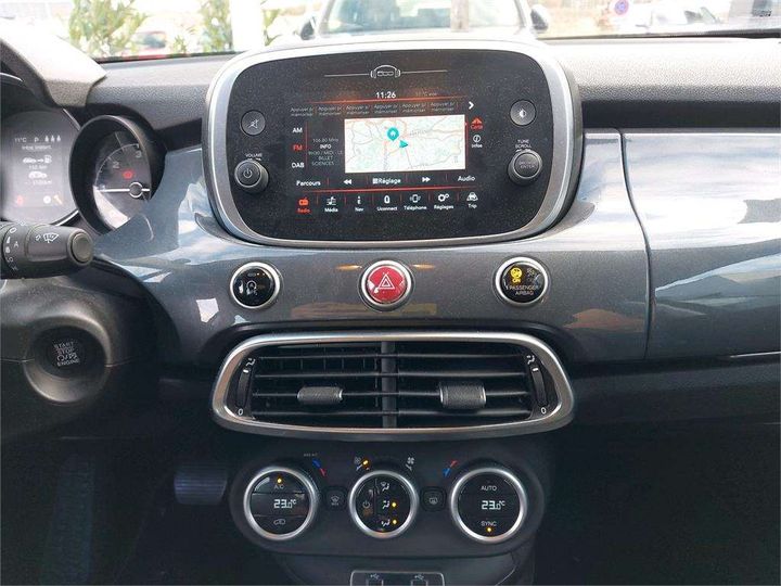 Photo 11 VIN: ZFA3340000P890496 - FIAT 500X 