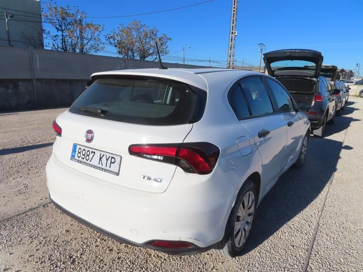 Photo 2 VIN: ZFA35600006N46052 - FIAT TIPO 