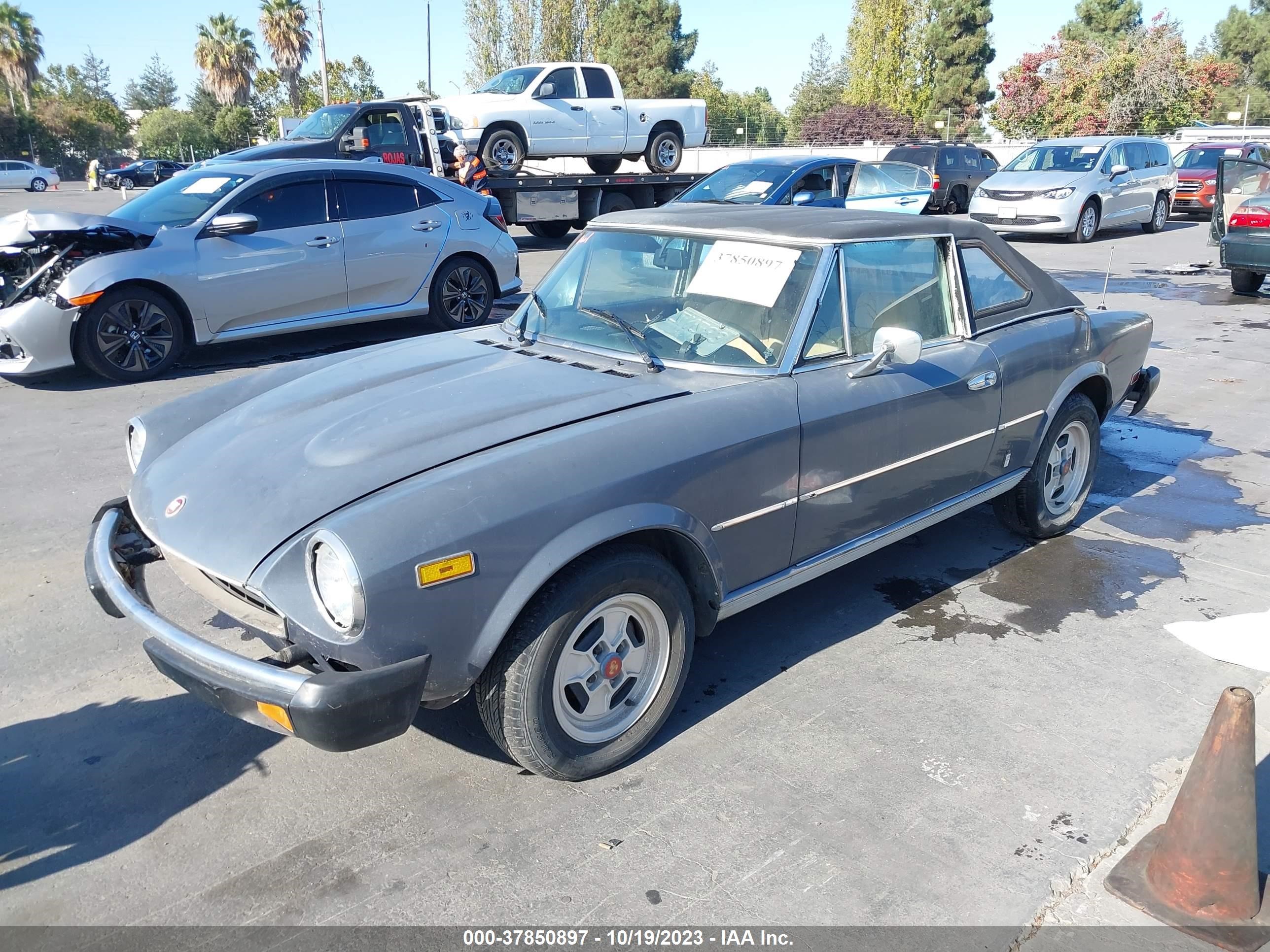 Photo 1 VIN: ZFAAS00B5B8185867 - FIAT 124 