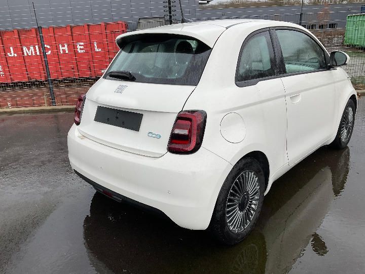 Photo 31 VIN: ZFAEFAC47MX017813 - FIAT 500 HATCHBACK 