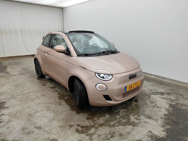 Photo 16 VIN: ZFAEFAJ40NX080871 - FIAT 500C '22 BEV 