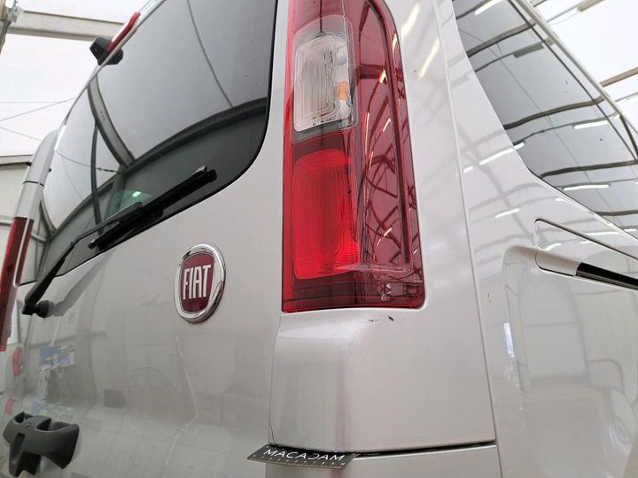 Photo 17 VIN: ZFAFJL003K5093618 - FIAT TALENTO COMBI 