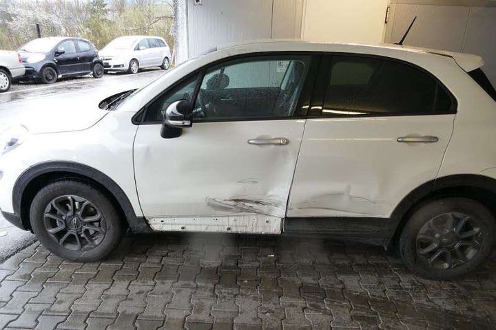 Photo 2 VIN: ZFANF2B36NP989872 - FIAT 500X 