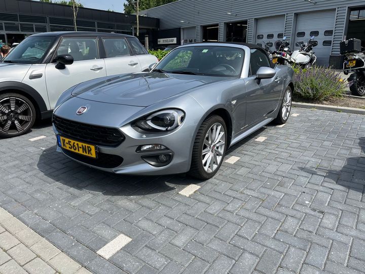 Photo 1 VIN: ZFANF6E4A00131137 - FIAT 124 SPIDER 