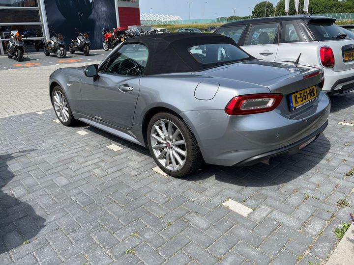 Photo 2 VIN: ZFANF6E4A00131137 - FIAT 124 SPIDER 