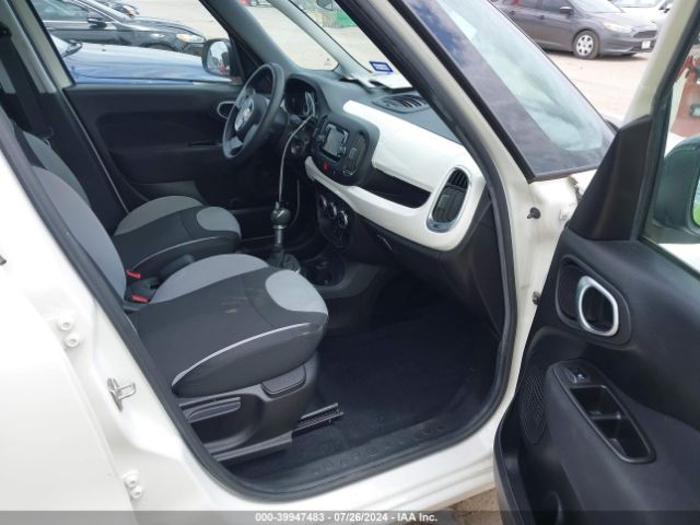 Photo 4 VIN: ZFBCFAAH3FZ031773 - FIAT 500L 