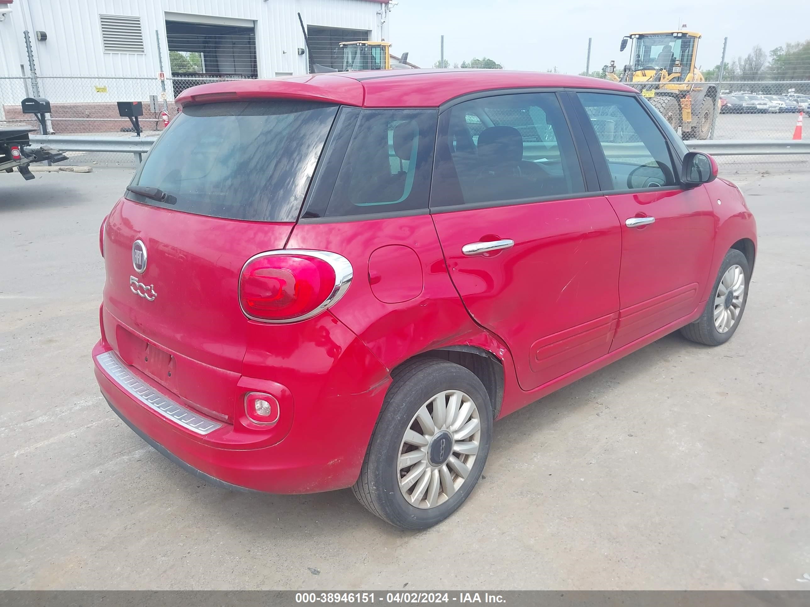 Photo 3 VIN: ZFBCFAAH4HZ038637 - FIAT 500L 