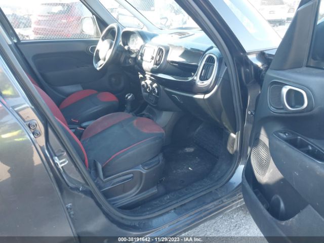 Photo 4 VIN: ZFBCFAAH5FZ035825 - FIAT 500L 