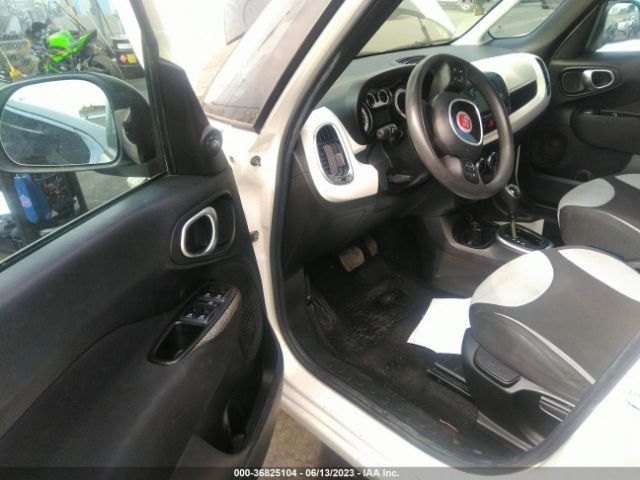 Photo 4 VIN: ZFBCFAAH6EZ017333 - FIAT 500L 