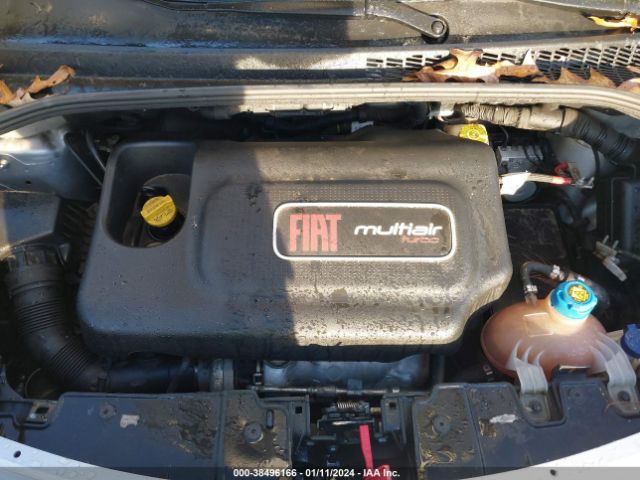 Photo 9 VIN: ZFBCFABH4EZ027972 - FIAT 500L 